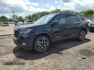 2023 Honda Passport Elite z VIN 5FNYF8H01PB030270, wystawiony jako Copart lot #61402965 z przebiegiem 7 931 mil mil oraz Szkoda całkowita • Salvage title. Historia ofert i sprzedaży dostępna na DreamBid. Obrazek 1.