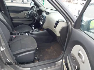 2014 Kia Soul with VIN KNDJN2A2XE7062263, listed as a IAAI auction lot 42045938 with 120,914 mi miles. Bid and sale history available at carsss.com. Image 5.