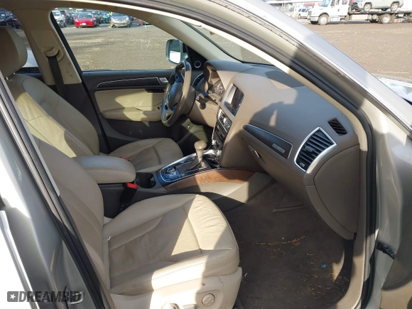 2015 Audi Q5 Premium Plus with VIN WA1DGAFP5FA127363, listed as a IAAI auction lot 41361233 with 112,555 mi miles. Bid and sale history available at carsss.com. Image 5.