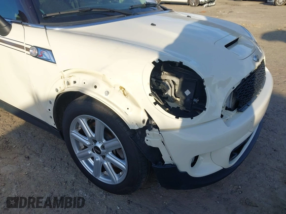 2013 MINI Hardtop S with VIN WMWSV3C53DT479714, listed as a IAAI auction lot 41685283 with 61,904 mi miles and . Bid and sale history available at DreamBid. Image 6.