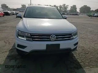 2018 Volkswagen Tiguan SEL z VIN 3VV3B7AX8JM208087, wystawiony jako Copart lot #59563715 z przebiegiem 79 863 mil mil oraz Szkoda całkowita • Salvage title. Historia ofert i sprzedaży dostępna na DreamBid. Obrazek 14.