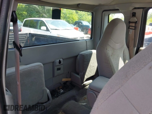 2000 Ford Ranger XLT with VIN 1FTZR15X8YPA04230, listed as a IAAI auction lot 42623480 with 227,056 mi miles and . Bid and sale history available at DreamBid. Image 8.