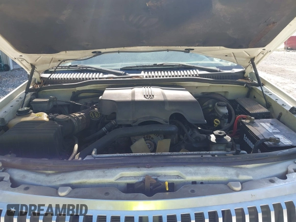 2003 Mercury Mountaineer Convenience with VIN 4M2DU86W83ZJ17187, listed as a IAAI auction lot 42534330 with 224,357 mi miles and . Bid and sale history available at DreamBid. Image 10.