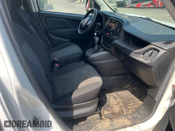 2015 Ram ProMaster City Cargo Tradesman with VIN ZFBERFAT4F6198307, listed as a Copart auction lot 72861144 with 201,779 mi miles and Clean Title. Bid and sale history available at DreamBid. Image 5.