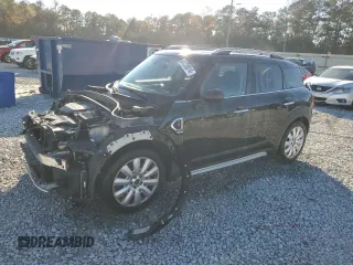 2017 MINI Countryman Cooper S with VIN WMZYT3C35H3D99048, listed as a Copart auction lot 81728614 with 89,144 mi miles and Salvage Title. Bid and sale history available at carsss.com. Image 1.