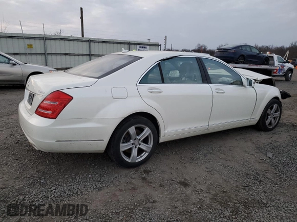 2010 Mercedes-Benz S 550 with VIN WDDNG8GB7AA314978, listed as a Copart auction lot 86700544 with 99,725 mi miles and Salvage Title. Bid and sale history available at DreamBid. Image 3.