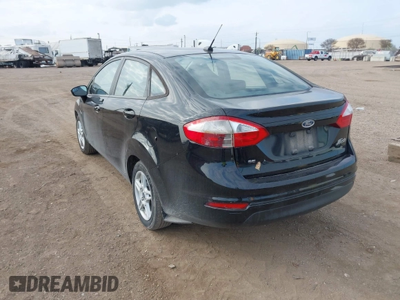 2018 Ford Fiesta SE z VIN 3FADP4BJ0JM139172, wystawiony jako IAAI lot #41212242 z przebiegiem 160 238 mil mil oraz . Historia ofert i sprzedaży dostępna na DreamBid. Obrazek 3.