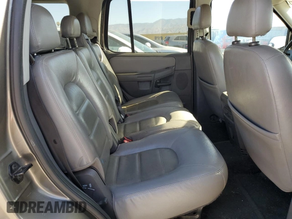 2005 Ford Explorer XLT с VIN 1FMDU63E85UB76421, выставлен на аукционе Copart как лот 64830785 с пробегом 170 179 миль миль и Списание • Salvage title. История ставок и продаж доступна на DreamBid. Изображение 11.