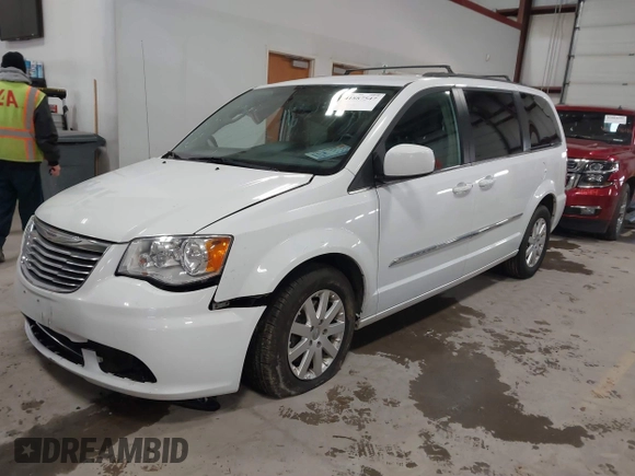 2016 Chrysler Town & Country Touring with VIN 2C4RC1BG6GR246078, listed as a IAAI auction lot 41887547 with 147,703 mi miles and . Bid and sale history available at carsss.com. Image 17.