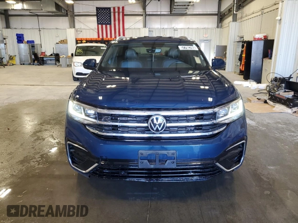 2021 Volkswagen Atlas SE z VIN 1V2ME2CAXMC239951, wystawiony jako Copart lot #57792765 z przebiegiem 65 242 mil mil oraz Czysty tytuł • Clean title. Historia ofert i sprzedaży dostępna na DreamBid. Obrazek 5.