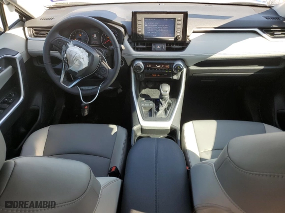 2021 Toyota RAV4 XLE Premium with VIN 2T3C1RFV2MC167755, listed as a Copart auction lot 43845355 with 32,343 mi miles and Salvage Title. Bid and sale history available at carsss.com. Image 8.