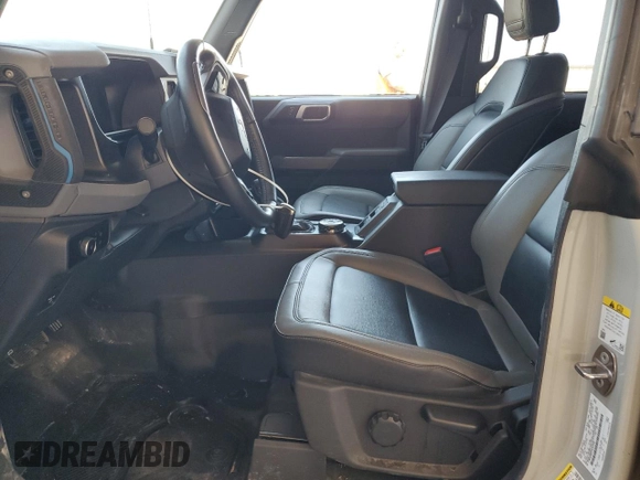 2023 Ford Bronco with VIN 1FMDE5BH7PLB10308, listed as a Copart auction lot 68211584 with 32,685 mi miles and Salvage Title. Bid and sale history available at DreamBid. Image 7.