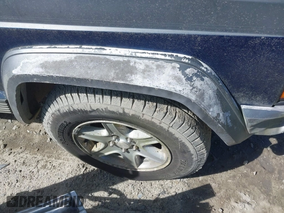 1996 Jeep Cherokee Country with VIN 1J4FT78S5TL148433, listed as a IAAI auction lot 41722054 with 276,612 mi miles and . Bid and sale history available at DreamBid. Image 12.