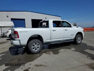 2024 Ram 2500 Big Horn with VIN 3C6UR5DJXRG401109, listed as a Copart auction lot 64012645 with 3,420 mi miles and Clean title. Bid and sale history available at DreamBid. Image 3.