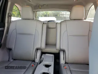 2018 Toyota Highlander SE with VIN 5TDJZRFH5JS536369, listed as a Copart auction lot 61564955 with 130,185 mi miles and Salvage title. Bid and sale history available at DreamBid. Image 10.