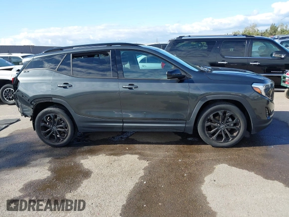 2020 GMC Terrain SLE z VIN 3GKALMEV8LL157133, wystawiony jako IAAI lot #42031703 z przebiegiem 62 486 mil mil oraz . Historia ofert i sprzedaży dostępna na DreamBid. Obrazek 14.