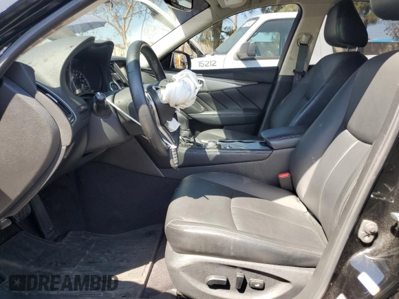 2019 Infiniti Q50 Luxe с VIN JN1EV7AP9KM541235, выставлен на аукционе Copart как лот 52460525 с пробегом 48 183 миль миль и Списание • Salvage title. История ставок и продаж доступна на DreamBid. Изображение 7.