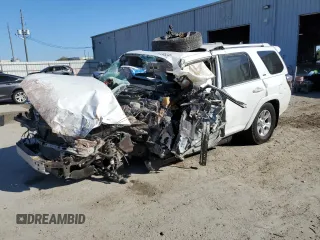 2018 Toyota 4Runner SR5 z VIN JTEZU5JR8J5179037, wystawiony jako Copart lot #47235245 z przebiegiem Nie podano mil oraz Nie do naprawy • Non repairable. Historia ofert i sprzedaży dostępna na DreamBid. Obrazek 1.