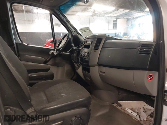 2011 Mercedes-Benz Sprinter Cargo with VIN WD3PE7CC6B5586380, listed as a IAAI auction lot 42162152 with 184,199 mi miles. Bid and sale history available at carsss.com. Image 5.