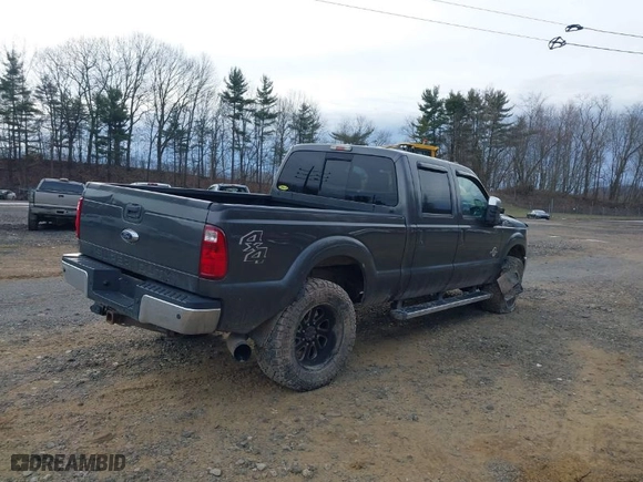 2015 Ford Super Duty F-250 SRW Lariat with VIN 1FT7W2BT5FEB50696, listed as a IAAI auction lot 41406626 with 106,993 mi miles. Bid and sale history available at carsss.com. Image 4.