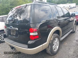 2010 Ford Explorer Eddie Bauer z VIN 1FMEU6EE0AUA05254, wystawiony jako IAAI lot #42251008 z przebiegiem 110 959 mil mil oraz . Historia ofert i sprzedaży dostępna na DreamBid. Obrazek 4.