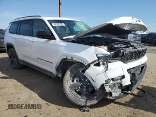 2023 Jeep Grand Cherokee Altitude z VIN 1C4RJKAG9P8822397, wystawiony jako Copart lot #49582435 z przebiegiem 19 045 mil mil oraz Szkoda całkowita • Salvage title. Historia ofert i sprzedaży dostępna na DreamBid. Obrazek 4.