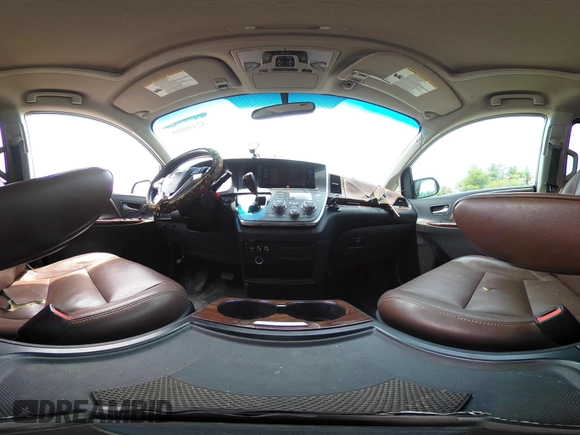 2015 Toyota Sienna XLE with VIN 5TDYK3DC3FS586329, listed as a IAAI auction lot 42496805 with 132,828 mi miles and . Bid and sale history available at DreamBid. Image 18.