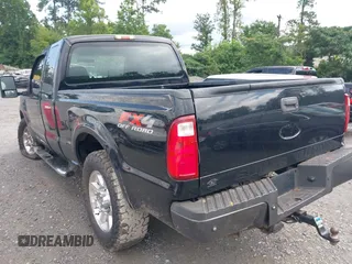 2008 Ford F-250 XL с VIN 1FTSX21R78EC45325, выставлен на аукционе IAAI как лот 42511545 с пробегом 157 755 миль миль и . История ставок и продаж доступна на DreamBid. Изображение 3.