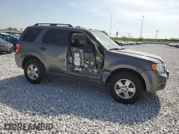 2012 Ford Escape XLT with VIN 1FMCU9DG6CKB80148, listed as a Copart auction lot 59953445 with 104,959 mi miles and Clean title. Bid and sale history available at DreamBid. Image 4.