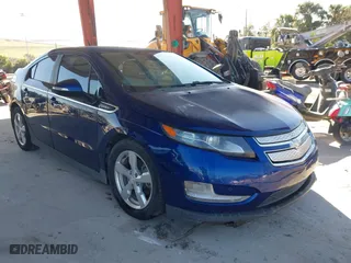2013 Chevrolet Volt with VIN 1G1RD6E48DU115902, listed as a IAAI auction lot 41680022 with 153,670 mi miles. Bid and sale history available at carsss.com. Image 1.