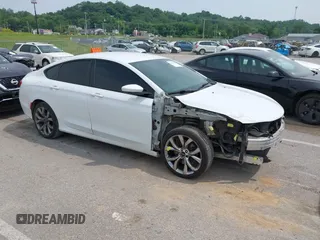 2015 Chrysler 200 S with VIN 1C3CCCBB1FN566088, listed as a IAAI auction lot 42406892 with 155,523 mi miles and . Bid and sale history available at DreamBid. Image 1.