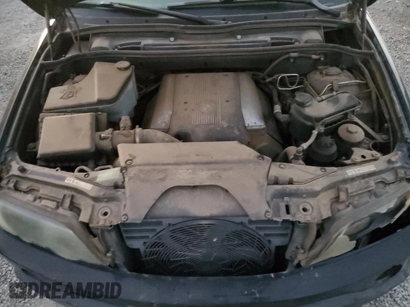 2002 BMW X5 4.4i with VIN 5UXFB33572LH32061, listed as a Copart auction lot 81917514 with 0 mi miles and Salvage Title. Bid and sale history available at carsss.com. Image 12.