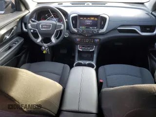 2024 GMC Terrain SLE z VIN 3GKALTEG8RL386741, wystawiony jako Copart lot #47472315 z przebiegiem 2 867 mil mil oraz Szkoda całkowita • Salvage title. Historia ofert i sprzedaży dostępna na DreamBid. Obrazek 8.