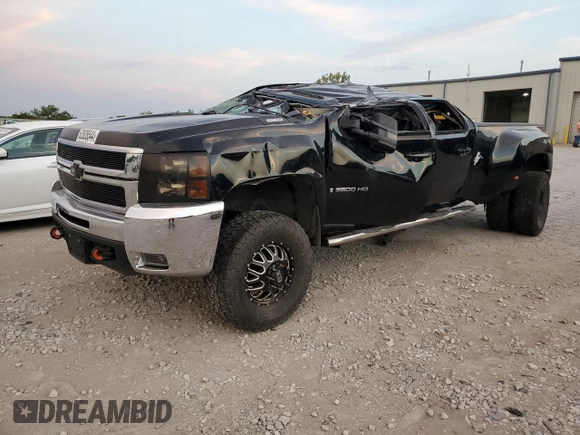 2009 Chevrolet Silverado 3500HD DRW LTZ with VIN 1GCJK93679F188819, listed as a Copart auction lot 62828544 with 0 mi miles and Non Repairable. Bid and sale history available at carsss.com. Image 1.