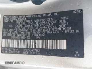 2005 Toyota Sienna LE with VIN 5TDBA23C85S041021, listed as a IAAI auction lot 41770918 with 205,503 mi miles. Bid and sale history available at carsss.com. Image 9.
