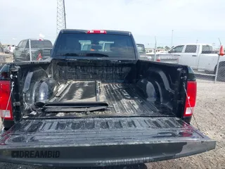 2020 Ram 1500 Tradesman z VIN 1C6RR6FG5LS151064, wystawiony jako IAAI lot #42044396 z przebiegiem 38 720 mil mil oraz . Historia ofert i sprzedaży dostępna na DreamBid. Obrazek 17.