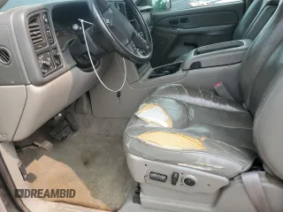 2004 Chevrolet Tahoe Z71 z VIN 1GNEK13ZX4R159262, wystawiony jako Copart lot #58047455 z przebiegiem Nie podano mil oraz Szkoda całkowita • Salvage title. Historia ofert i sprzedaży dostępna na DreamBid. Obrazek 7.