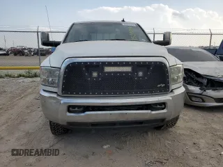 2017 Ram 2500 SLT with VIN 3C6UR5DL4HG776414, listed as a Copart auction lot 45248074 with 207,974 mi miles and Salvage title. Bid and sale history available at DreamBid. Image 5.