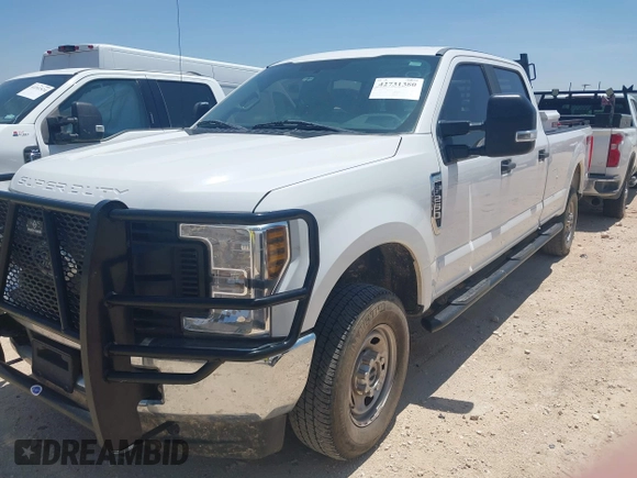 2019 Ford F-250 XL с VIN 1FT7W2B63KEF60966, выставлен на аукционе IAAI как лот 42731380 с пробегом 214 421 миль миль и . История ставок и продаж доступна на DreamBid. Изображение 16.