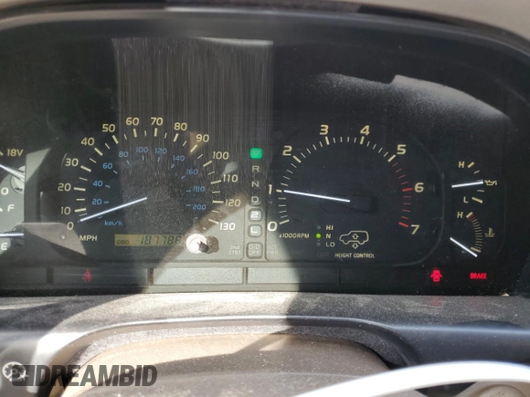 2002 Lexus LX 470 z VIN JTJHT00W323520240, wystawiony jako Copart lot #46495595 z przebiegiem 187 788 mil mil oraz Szkoda całkowita • Salvage title. Historia ofert i sprzedaży dostępna na DreamBid. Obrazek 9.
