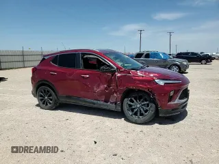 2024 Buick Encore GX Sport Touring z VIN KL4AMDSL6RB001060, wystawiony jako Copart lot #58602165 z przebiegiem 52 166 mil mil oraz Szkoda całkowita • Salvage title. Historia ofert i sprzedaży dostępna na DreamBid. Obrazek 14.