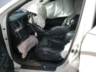 2014 Toyota Highlander XLE with VIN 5TDJKRFH5ES052647, listed as a Copart auction lot 42293425 with 125,479 mi miles and Salvage Title. Bid and sale history available at carsss.com. Image 7.
