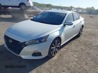 2020 Nissan Altima Platinum with VIN 1N4BL4FV3LC127019, listed as a IAAI auction lot 41982226 with 96,606 mi miles and . Bid and sale history available at carsss.com. Image 23.