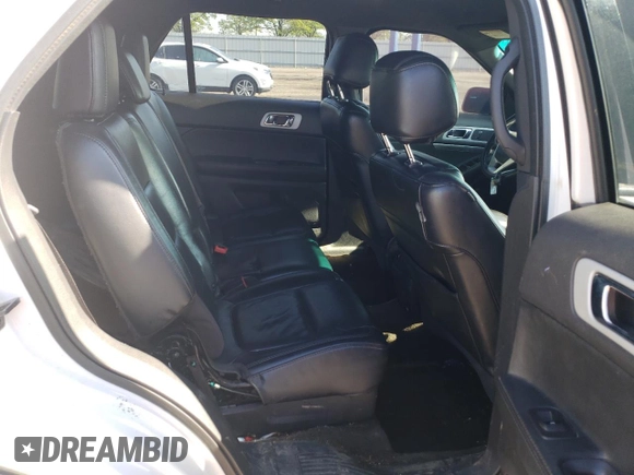 2012 Ford Explorer XLT with VIN 1FMHK8D87CGA92873, listed as a Copart auction lot 50456394 with 220,933 mi miles and Non repairable. Bid and sale history available at DreamBid. Image 11.