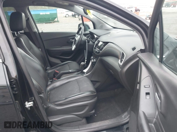 2019 Chevrolet Trax LT with VIN KL7CJPSB2KB851982, listed as a IAAI auction lot 41983388 with 159,852 mi miles. Bid and sale history available at carsss.com. Image 5.