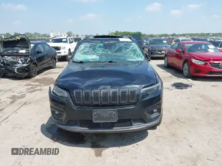2021 Jeep Cherokee Latitude Lux with VIN 1C4PJLMXXMD134565, listed as a IAAI auction lot 42044643 with 84,611 mi miles and . Bid and sale history available at DreamBid. Image 12.