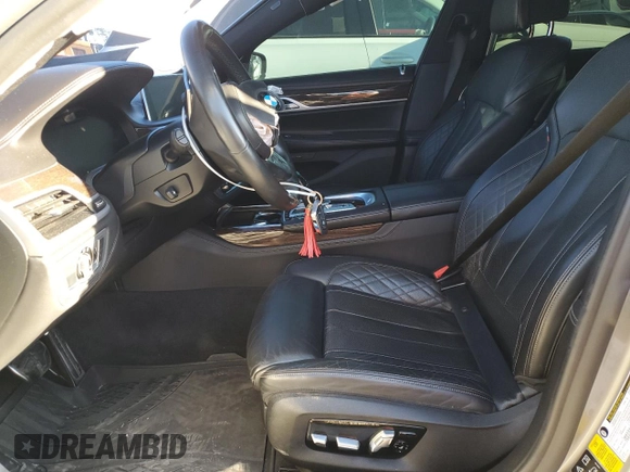 2020 BMW 7 Series 750i xDrive with VIN WBA7U2C03LGJ59954, listed as a Copart auction lot 81485144 with 0 mi miles and Salvage Title. Bid and sale history available at carsss.com. Image 7.