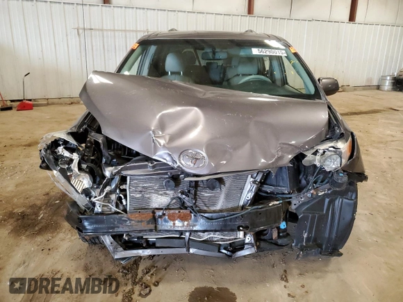 2014 Toyota Sienna XLE with VIN 5TDYK3DC0ES501557, listed as a Copart auction lot 56290015 with Not Provided miles and Clean Title. Bid and sale history available at DreamBid. Image 5.