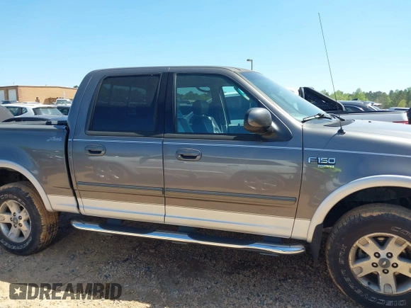2003 Ford F-150 XLT with VIN 1FTRW08L83KC00394, listed as a IAAI auction lot 41998367 with 235,868 mi miles. Bid and sale history available at carsss.com. Image 13.
