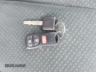 2012 Nissan Versa S z VIN 3N1BC1CP3CK267230, wystawiony jako IAAI lot #42369856 z przebiegiem 200 971 mil mil oraz . Historia ofert i sprzedaży dostępna na DreamBid. Obrazek 11.
